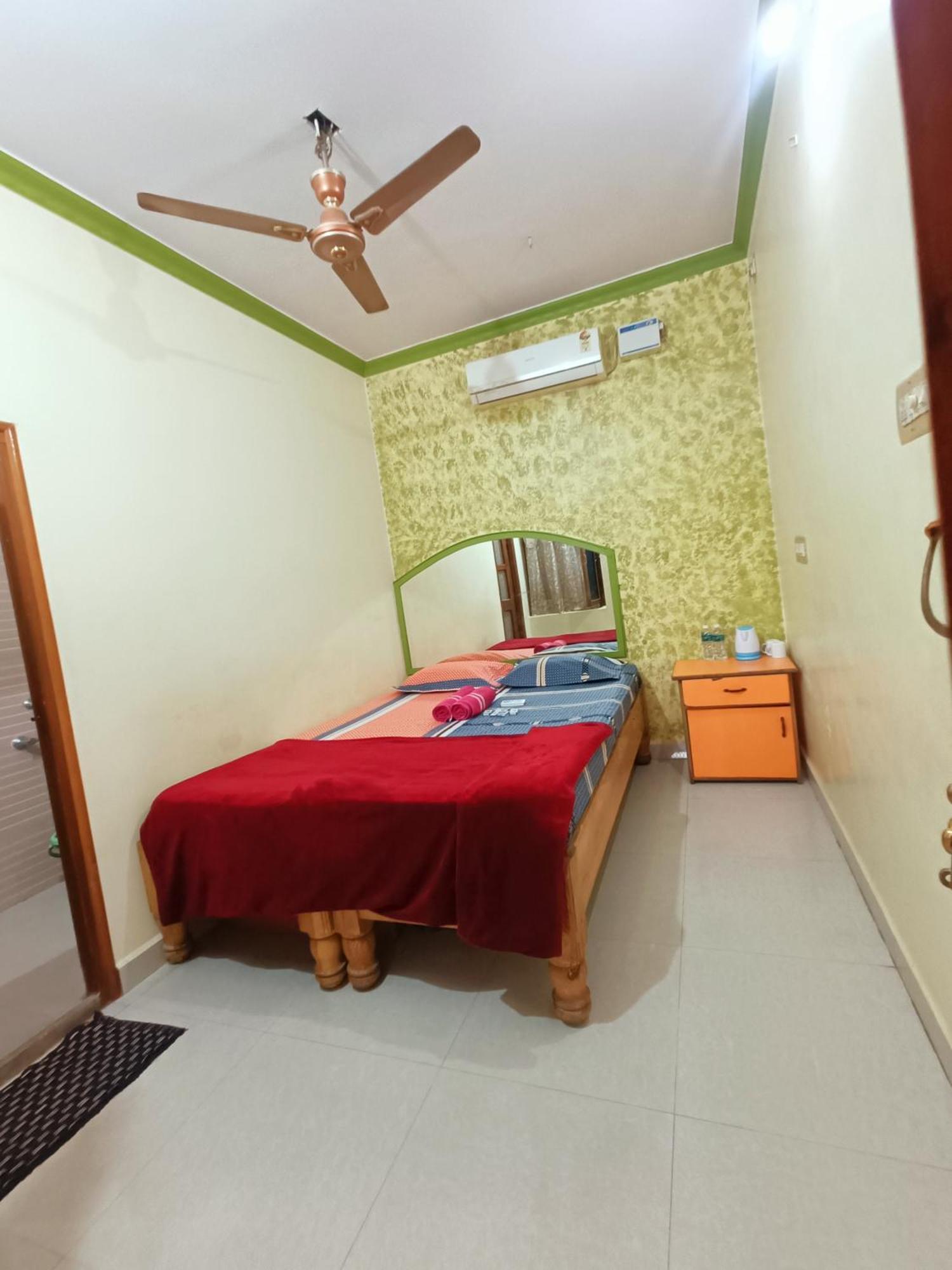 Thilak Home Stay Hampi Exteriér fotografie